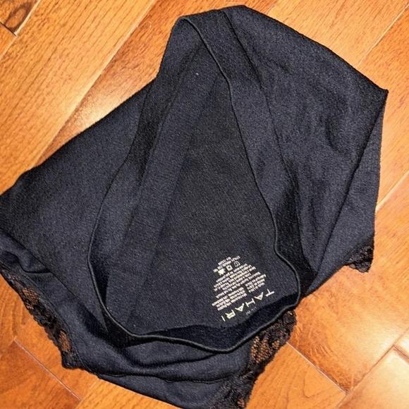 Tahari seamless control high waisted brief with  lace trim Sz M - Picture 12 of 14